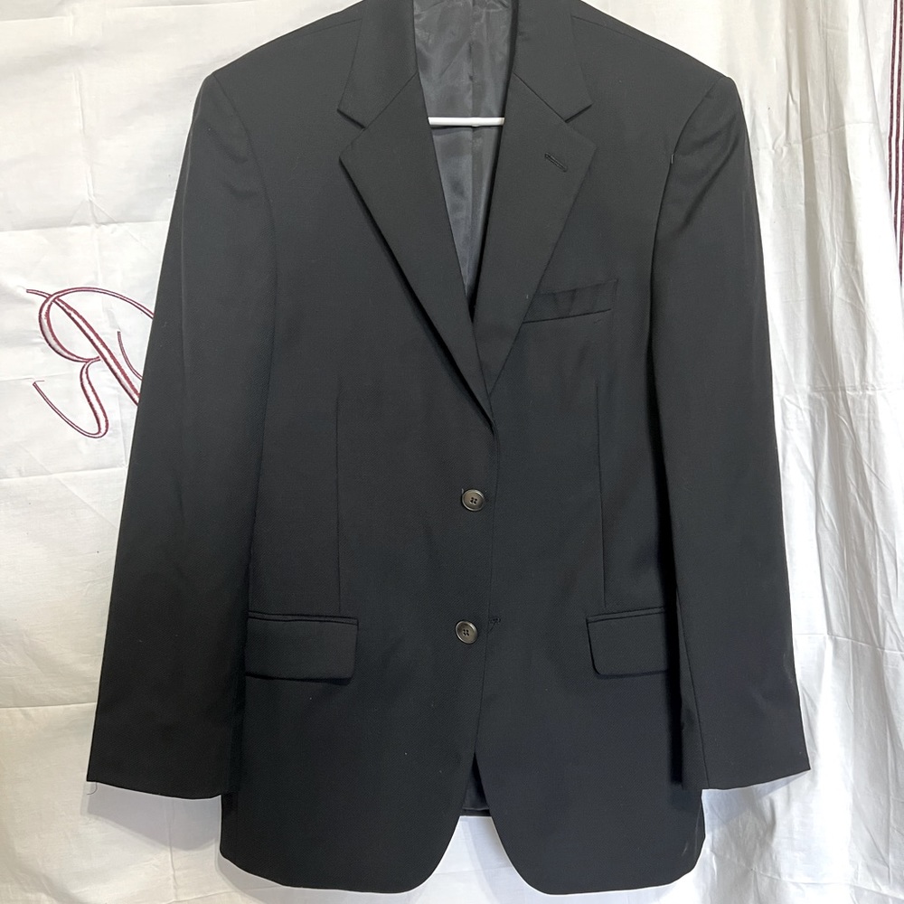Oleg Cassini black blazer/ sports jacket vgc 2 button up metallic buttons